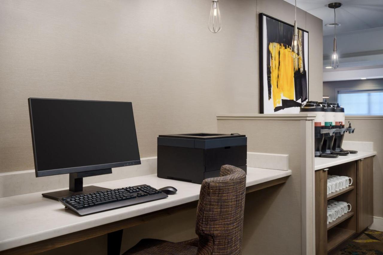 Residence Inn Hartford Роки-Хилл Экстерьер фото
